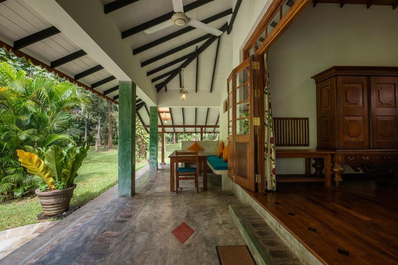 Horathapola Estate Hotel Marawila Exterior photo